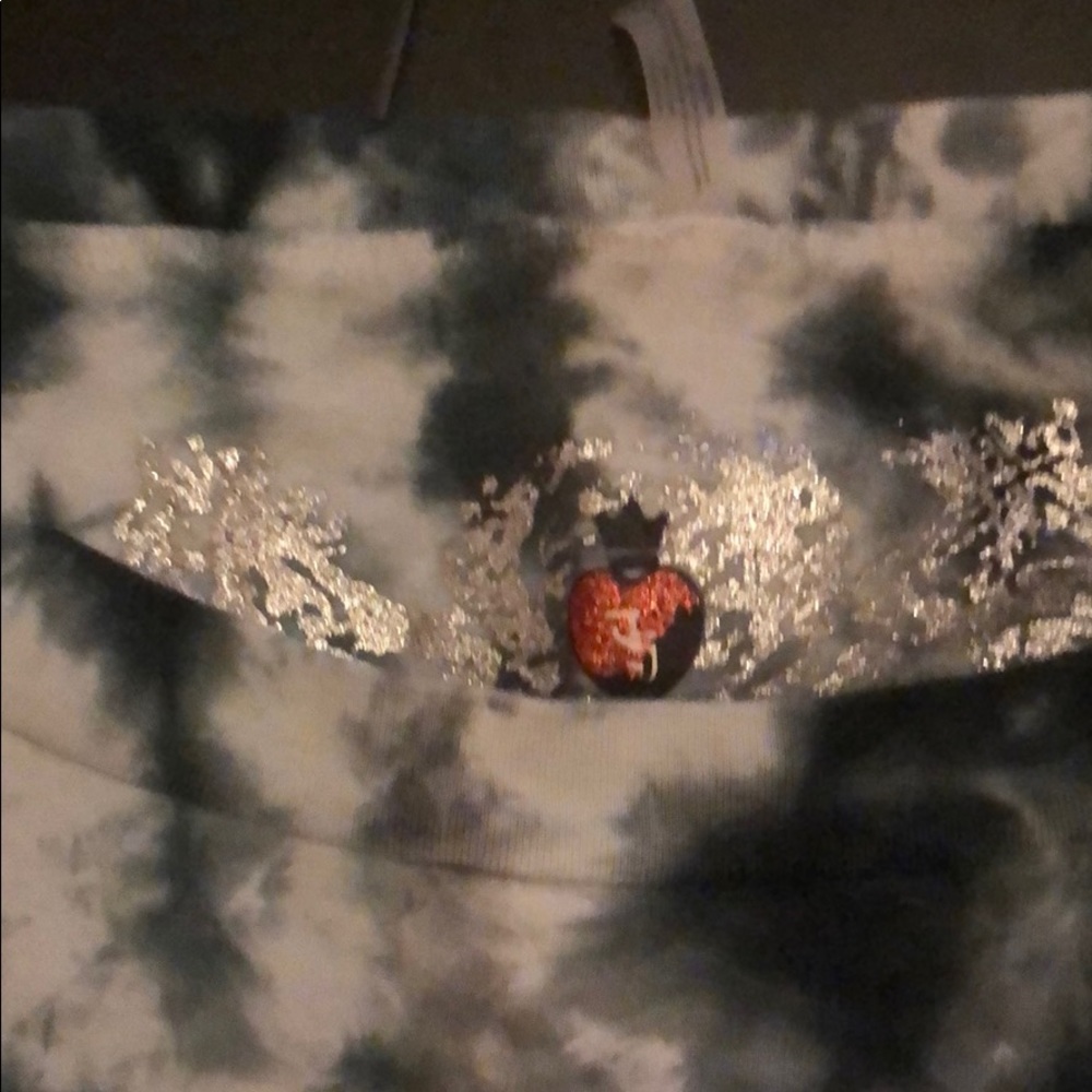 Poncho - Picture 2 of 3